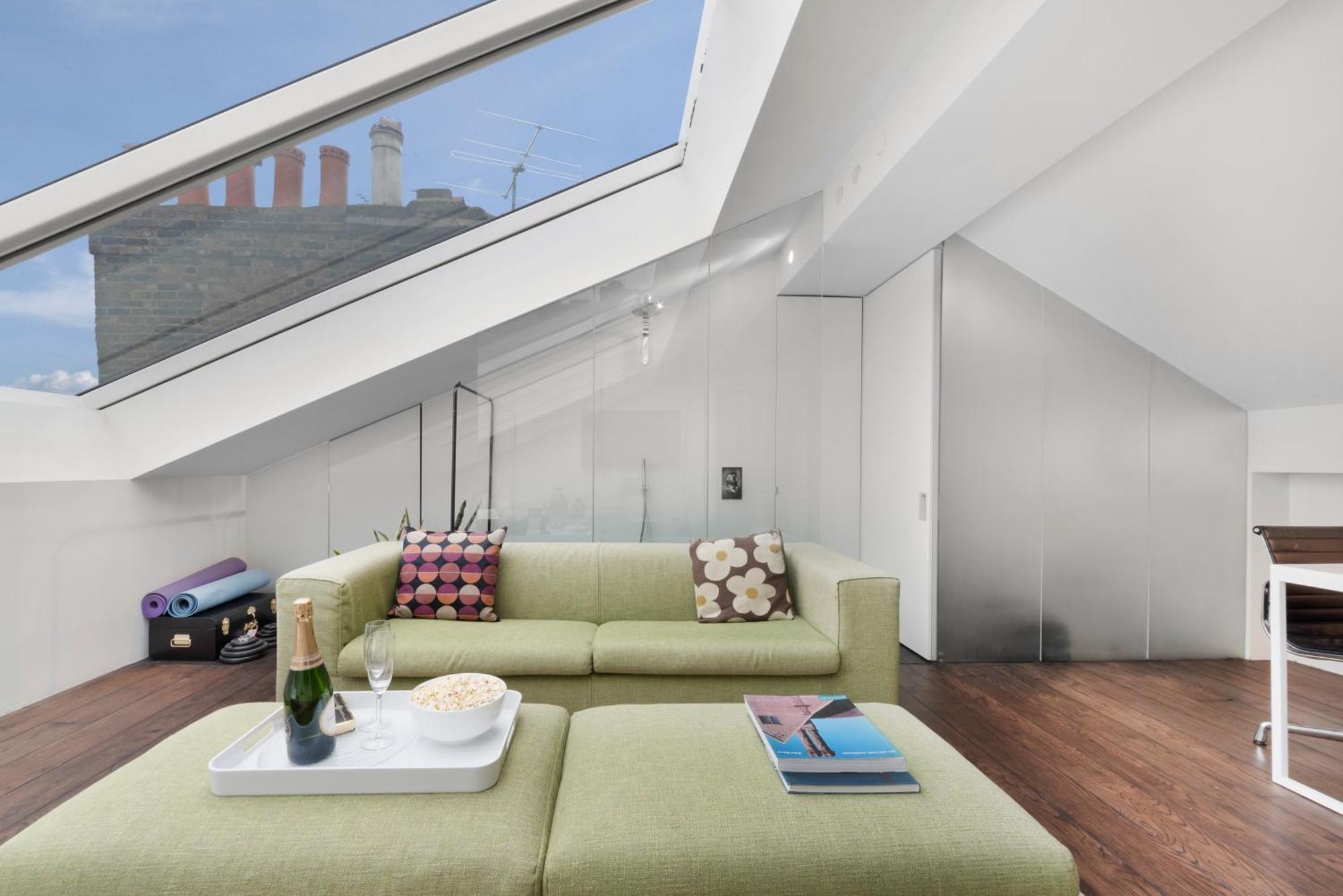 Elegant Paddington Penthouse By Morethanstays